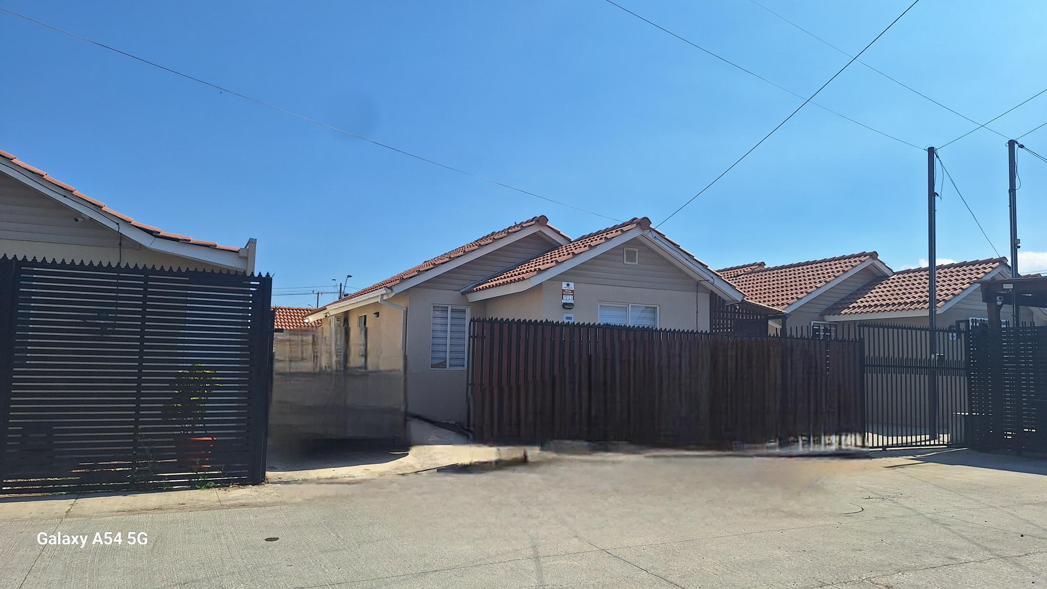 ARRIENDO CASA 1 PISO 